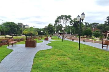 CONCLUÍDA OBRA DE REVITALIZAÇÃO NO LARGO FERROVIÁRIO