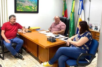 PREFEITURA DE CATUÍPE DÁ CONTINUIDADE NA SUBSTITUIÇÃO DE LÂMPADAS COMUNS POR LED