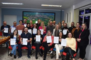 PREFEITO MUNICIPAL DE CATUÍPE DÁ POSSE A NOVOS SERVIDORES APROVADOS EM CONCURSO PÚBLICO