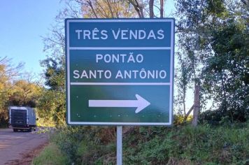 PLACAS INDICATIVAS DE TRÂNSITO SÃO COLOCADAS EM VÁRIOS LOCAIS DA CIDADE E INTERIOR DE CATUÍPE