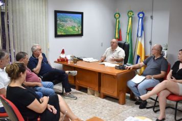 MAIS UMA EMPRESA ASSINA CONTRATO DE CESSÃO DE USO PARA SE INSTALAR EM CATUÍPE