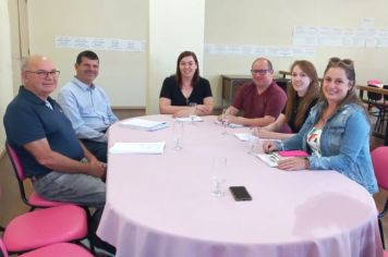 REALIZADA PRIMEIRA REUNIÃO DE TRANSIÇÃO ENTRE AS EQUIPES DO ATUAL E DO PREFEITO ELEITO