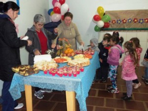 DIA DO ESTUDANTE É COMEMORADO NAS ESCOLAS MUNICIPAIS COM O PROJETO “ALIMENTAÇÃO SAUDÁVEL”.