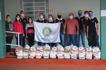 CRAS RECEBE DOAÇÃO DE CESTAS BÁSICAS