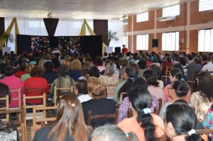Homenagem ao dia das mães acontece dia 10 maio no Salão Paroquial.