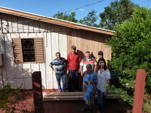 Programa melhorias habitacionais beneficias famílias do município