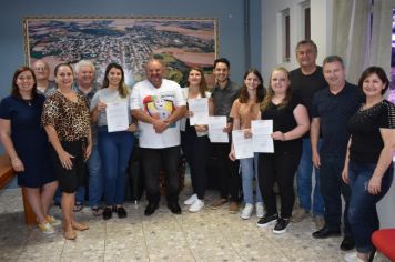 5 NOVOS AGENTES DE SAÚDE TOMAM POSSE NO MUNICÍPIO DE CATUÍPE