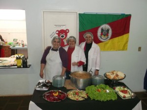 - ALIMENTAÇÃO SAUDÁVEL NAS ESCOLAS – Projeto teve continuidade na Semana Farroupilha  comemorada nas escolas municipais de Catuípe