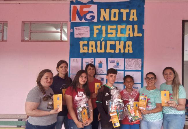 ALUNOS DOS ANOS FINAIS RECEBERAM PREMIAÇÃO DO CONCURSO DE DESENHO DO PROGRAMA EDUCAÇÃO FISCAL E NOTA FISCAL GAÚCHA