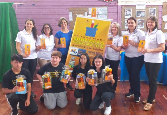 CONCURSO DO PROGRAMA DE EDUCAÇÃO FISCAL E NOTA FISCAL GAÚCHA PREMIA ALUNOS DA ESCOLA ULISSSES SALAZAR