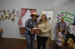 Escola Waldomiro Rossetto  comemorou São João com Grande Festa Junina