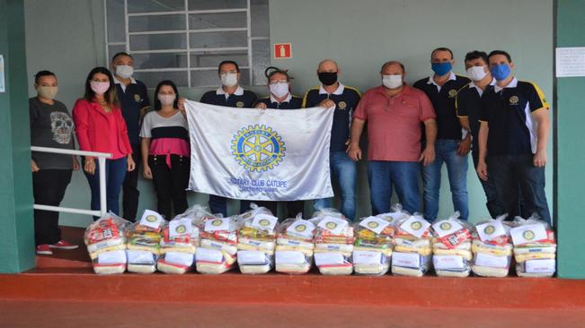 CRAS RECEBE DOAÇÃO DE CESTAS BÁSICAS