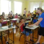 Aulas nas redes municipal e estadual de ensino começam hoje